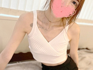 FC2PPV-4649470 A Fair-skinned, Beautiful, Slender Massage Girl With An Extremely Erotic Touch. The Man Goes Wild With The Amazing Massage Technique That Makes Him Feel The Warmth Of Her Vagina. Demonic Pistoning On Her Extremely Slim Body. Massive Ejaculation. [No Creampie]