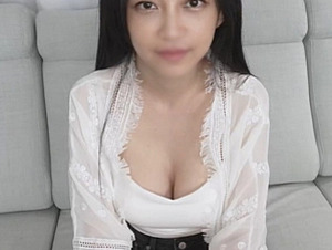 FC2PPV-4741206 [First Shoot] E-Cup Genki Psychologist. [I'll Heal You With My Body]. Thick Bukkake On A Fair-skinned Beauty With Big Breasts.